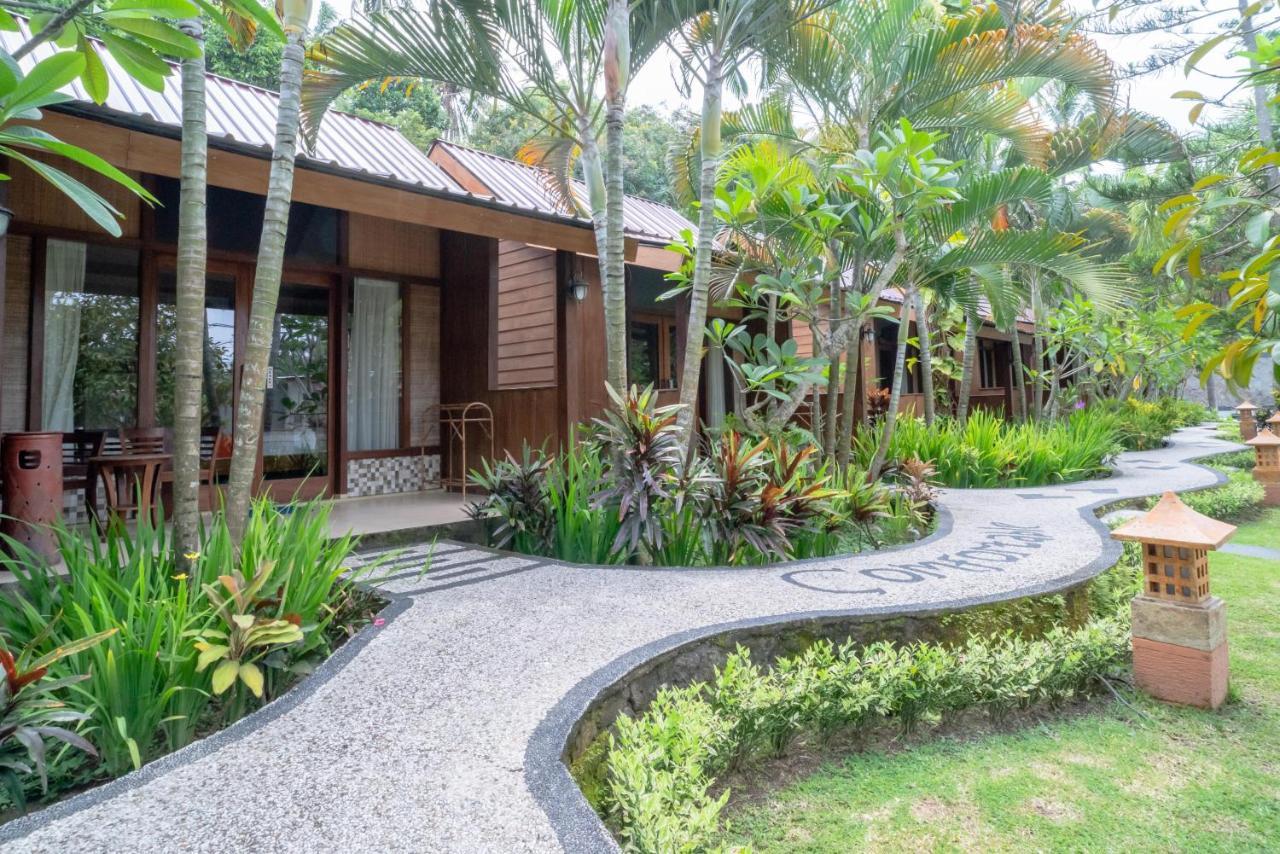 Reddoorz Plus @ Raya Senggigi Lombok Exterior photo